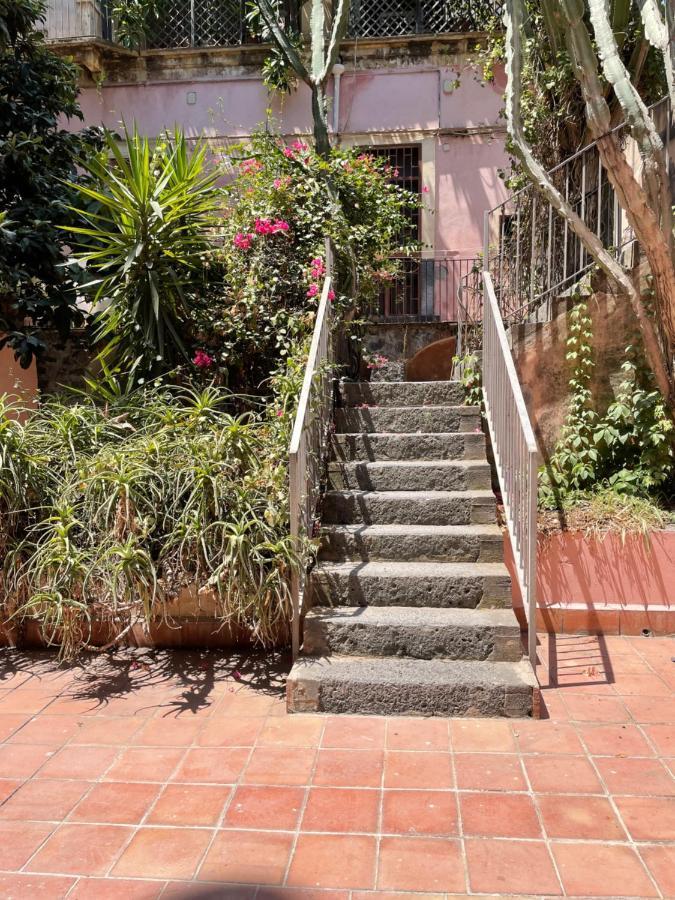 Corte Capuana Apartment Catania Exterior photo